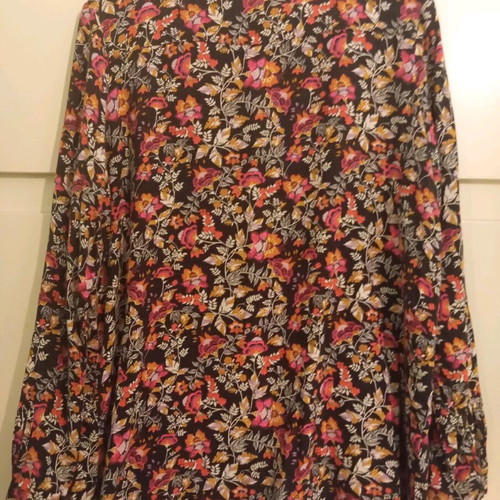 H&M shirt used, black floral M/L
