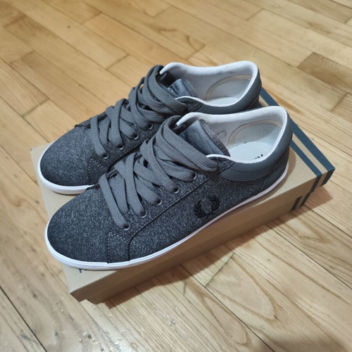 Fred Perry casual shoes like new, size 42, grey