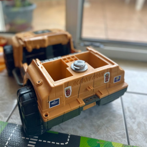 Action Man Amazon Tracker 4x4 toy vehicle by Hasbro