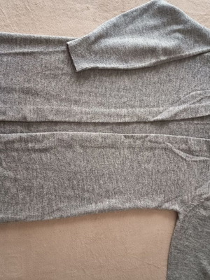 H&M knitted cardigan size XS-S like new, gray