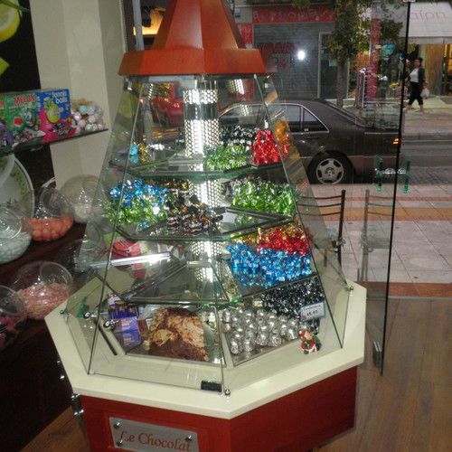 Chocolate display refrigerator used in excellent condition