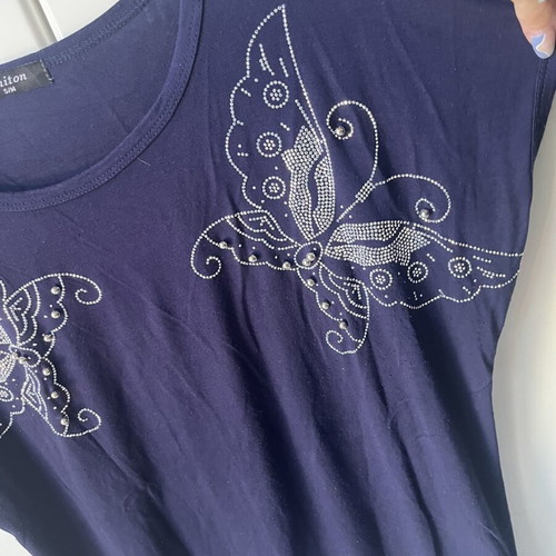 Smiton women's t-shirts with butterfly design like new, sizes S and M