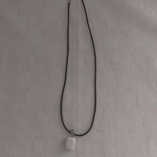 PU leather necklace like new, black and white, 45 cm + 5 cm extension
