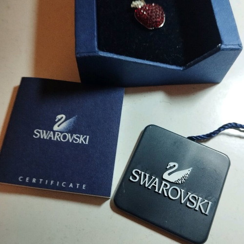 swarovski apple charm... final price 15 euros