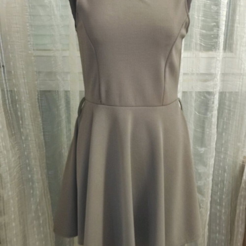 Vintage Sleeveless Mini Dress fit & flare like new, grey/beige