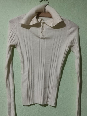 Women's Pullover white like new, sizes XS and S