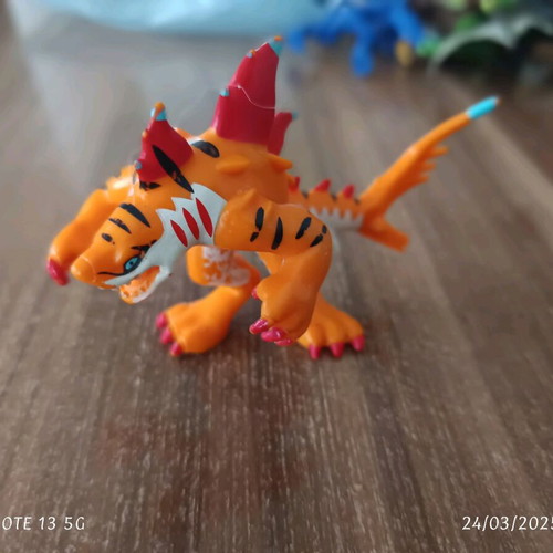 Invizimals Tigershark orange used, classic size 7cm