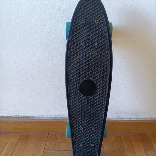 Skateboard kids used 57 centimeters
