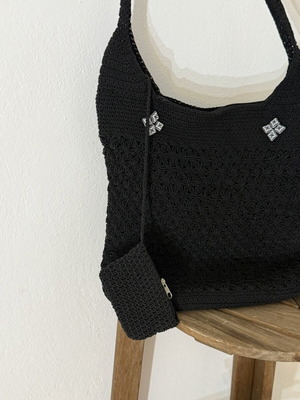 Handmade 90s Knitted Shoulder Bag Large, like new, black and white
