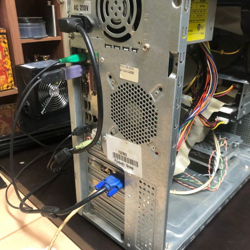 Used computers, pack of 3, Windows 98, excellent condition