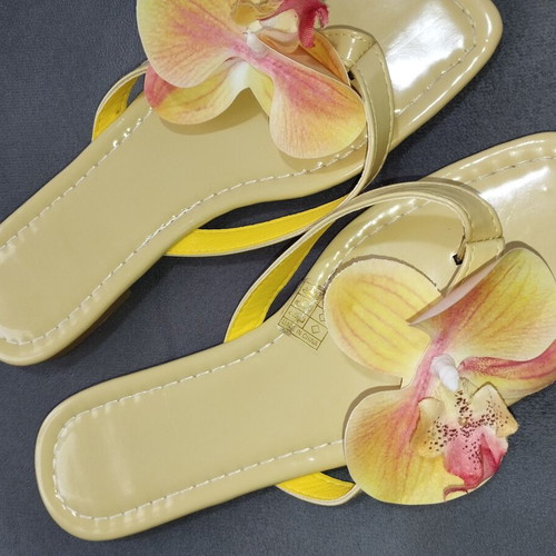 Yellow slippers with flower detail, used, size 36