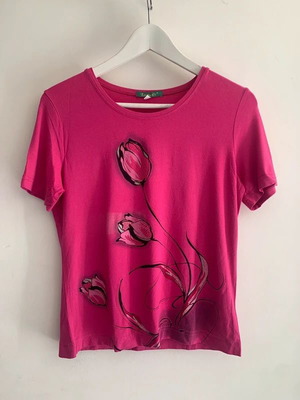 Leonard's pink blouse size M used with signs from washing