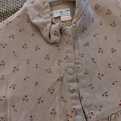 Beige cherry print shirt dress Zara new for ages 3-4