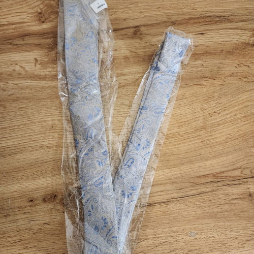 Light Blue Paisley Silk Tie by Boggi Milano new