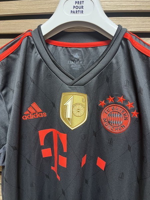 Adidas FC Bayern Munich ποδοσφαιρική φανέλα σαν καινούργια
