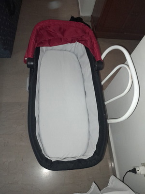 Baby stroller bassinet like new