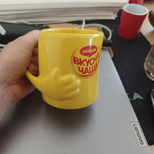 Maggi ceramic mug like new