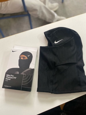 Nike μάσκα σκι balaclava καινούργια, μαύρη