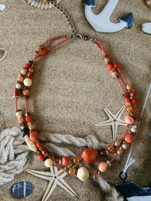 Summer coral necklace with stones like new