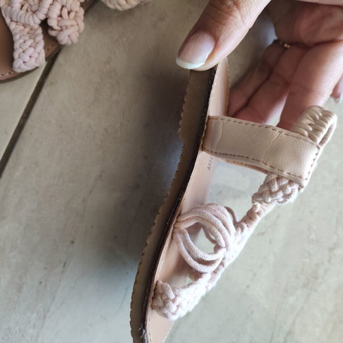 Baby sandals size 22 like new