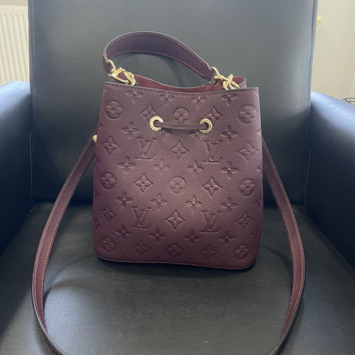 Authentic leather bag, burgundy