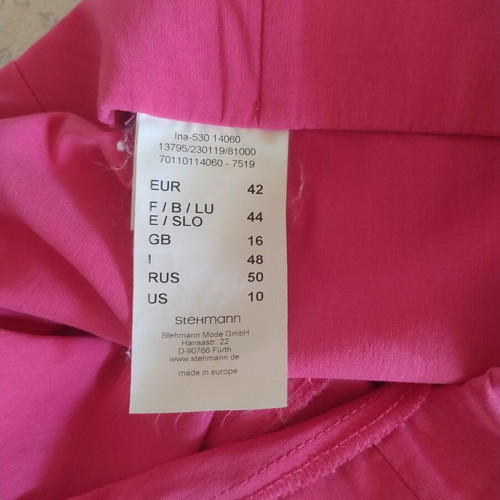 Capri pants fuchsia new, size XL 42 14