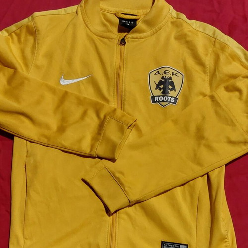 AEK Kids Academy Jacket like new, small