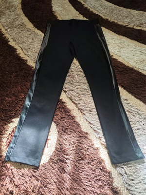 Leggings with leather detail on the side like new size XL