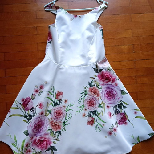 Cocktail dress Bibibo like new, white, size M/L with matching belt
