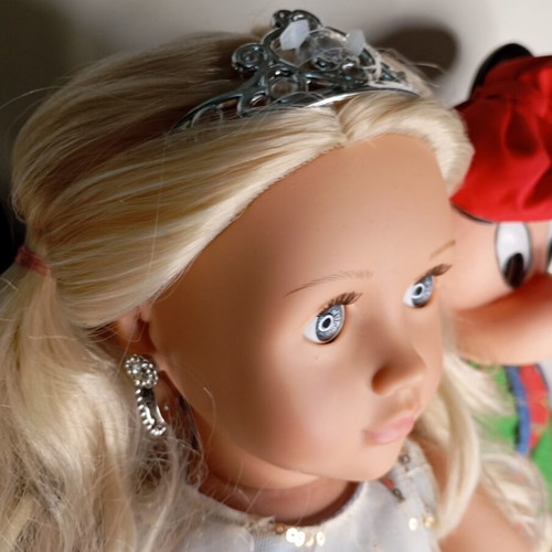 Our Generation Ellory 46cm doll new with original accessories