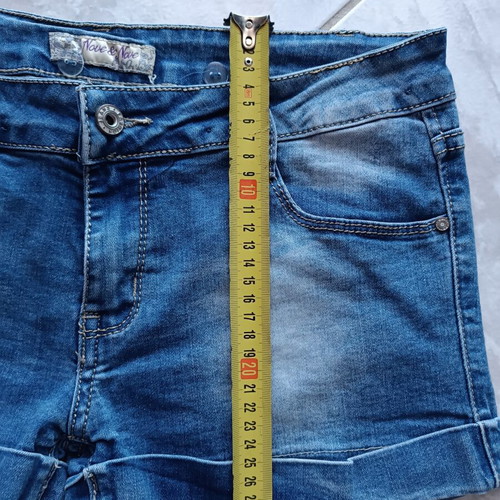 Denim shorts large blue like new