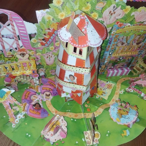 Luna Park interactive 3D book by Maggie Bateson and Louise Comfort