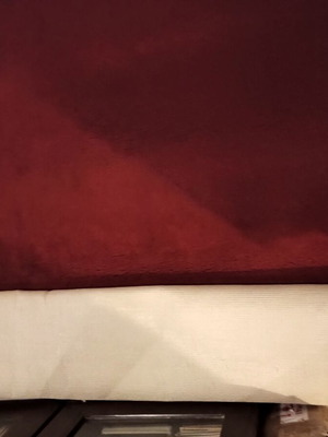 Red Bordeaux solid color carpet 2.36x1.98 m