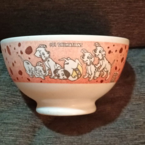Walt Disney's 101 DALMATIANS promotional bowl like new