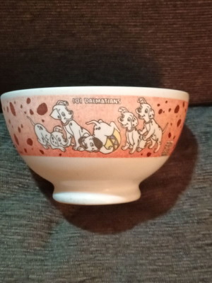 Walt Disney's 101 DALMATIANS promotional bowl like new