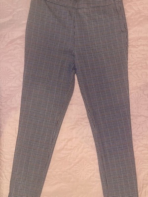 Stradivarius slim fit plaid pants like new, size L 40 12, black and white