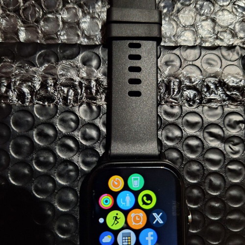 Smartwatch sport style new with Bluetooth and fitness features