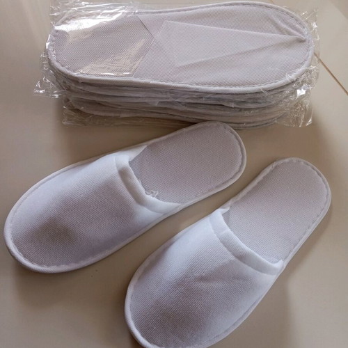 Disposable new slippers, pack of 5, white, one size