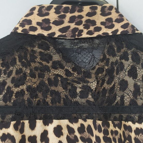 Zara Leopard Print Blouse like new, size XS