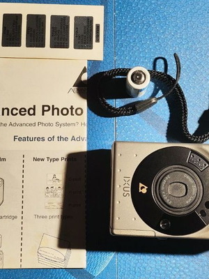 Canon IXUS 240 Advanced Analog Camera with APC Film like new