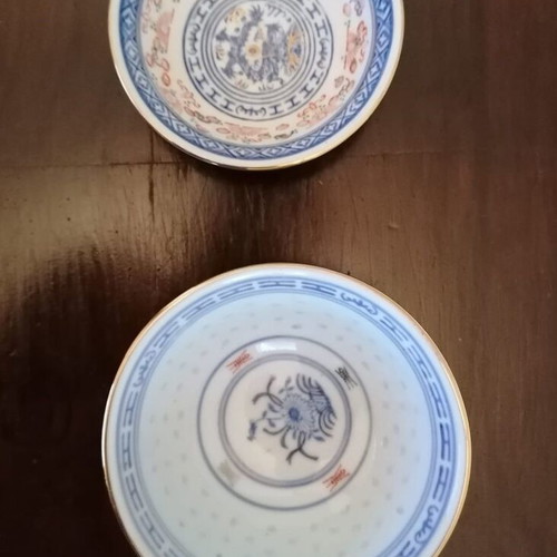 Two Chinese porcelain bowls with 24K gold, decorative or for use
