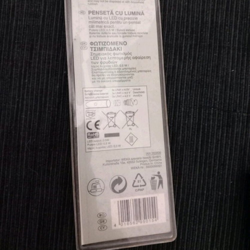 Illuminated eyebrow tweezers new, unused