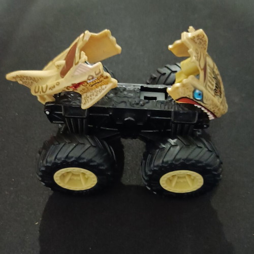 Hot Wheels vehicle like new