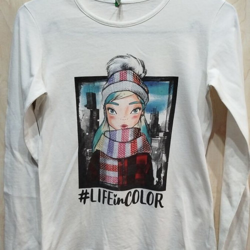 United Colors of Benetton White Long Sleeved T-Shirt Like New, Size 146-152 cm