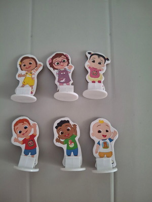 Σετ 6 πιόνια με φιγούρες Cocomelon
