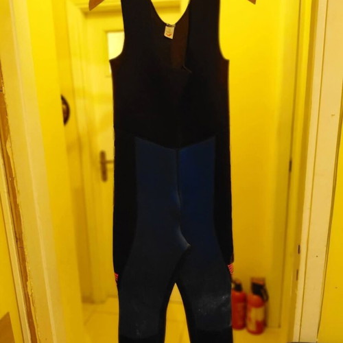 Modulo diving suit like new, 5 or 7 mm, size 52 (L), two-piece, no zipper