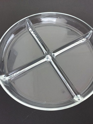 Glass serving platter like new, crystal/nut tray