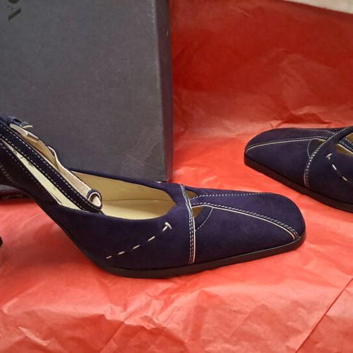 Prada purple pumps new size 38.5