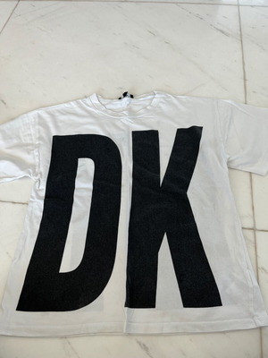 DKNY t shirt used for 12-year-old girl, comfortable fit