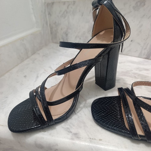 Heeled sandals new size 39 black